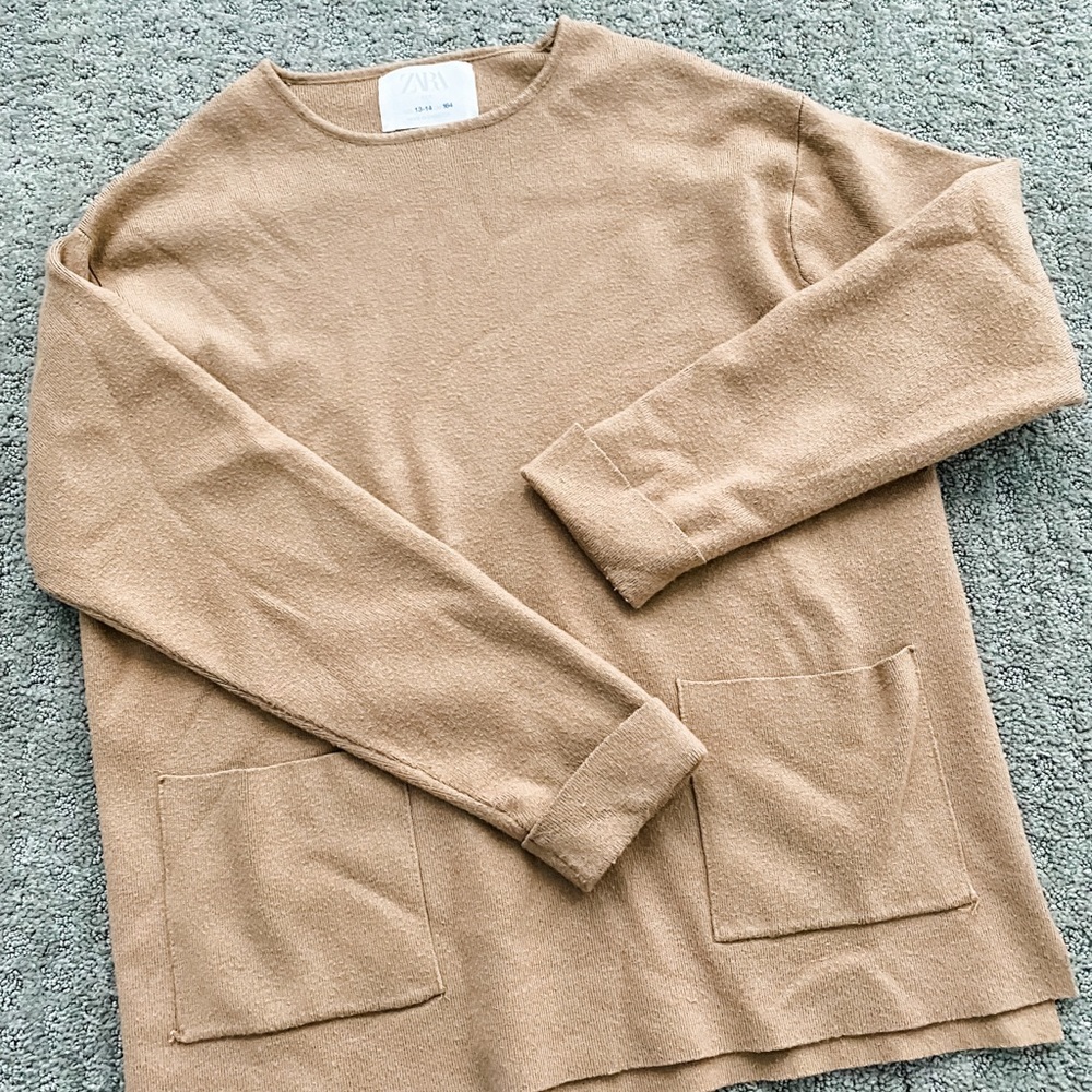 Zara Kids Girls Knit Long Sleeve Pocket Front Sweater Camel Tan Brown Size 13-14